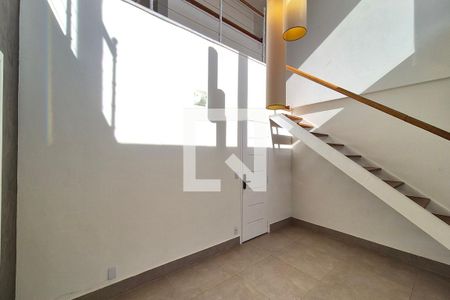 Sala de apartamento para alugar com 3 quartos, 206m² em Cambuí, Campinas