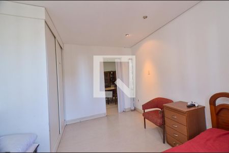 Apartamento à venda com 3 quartos, 120m² em Funcionários, Belo Horizonte