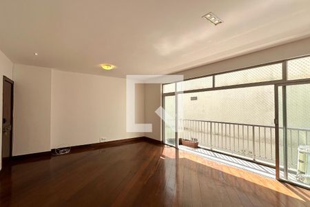 Apartamento para alugar com 3 quartos, 121m² em Leblon, Rio de Janeiro