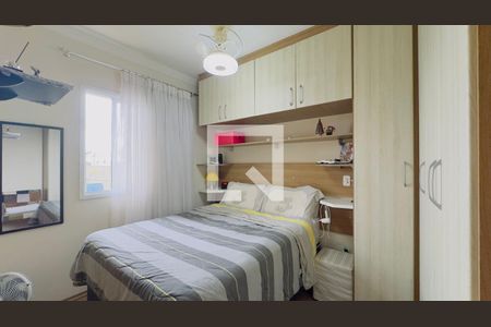 Quarto de apartamento à venda com 2 quartos, 58m² em Campestre, Santo André