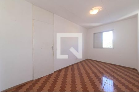 Quarto 1 de apartamento à venda com 2 quartos, 40m² em Jardim São Luís, São Paulo