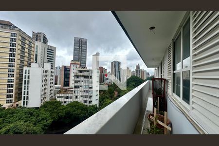 Varanda  de apartamento à venda com 4 quartos, 200m² em Funcionários, Belo Horizonte