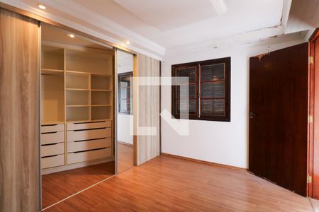 Quarto 1 de casa à venda com 3 quartos, 250m² em Piraporinha, Diadema