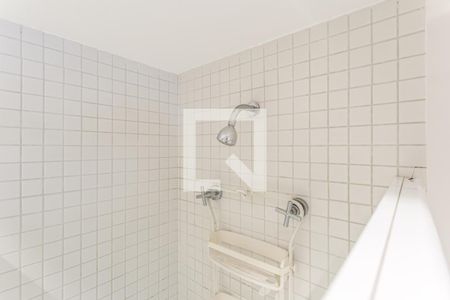 Banheiro de kitnet/studio para alugar com 1 quarto, 37m² em Itaim Bibi, São Paulo