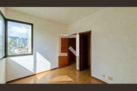 Quarto de apartamento para alugar com 4 quartos, 119m² em Serra, Belo Horizonte