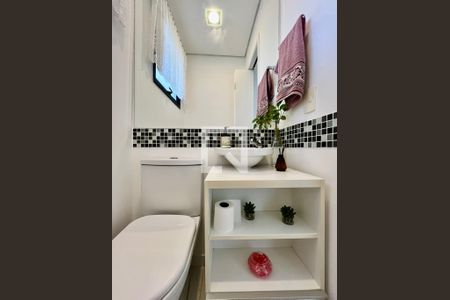 Lavabo de apartamento para alugar com 2 quartos, 65m² em Vila Joao Jorge, Campinas