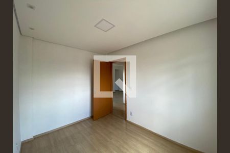 Quarto 1 de apartamento para alugar com 2 quartos, 48m² em São João, Betim