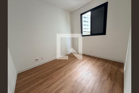 Quarto de apartamento à venda com 3 quartos, 133m² em Santo Antônio, Belo Horizonte