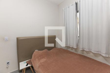 Casa à venda com 3 quartos, 180m² em Industrial, Contagem