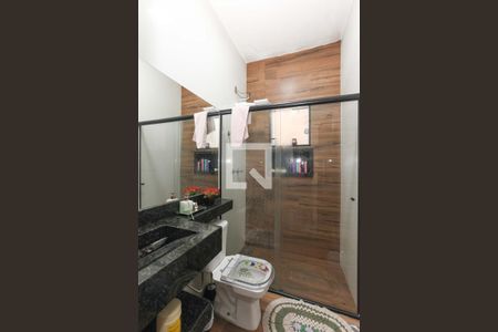 Casa à venda com 3 quartos, 180m² em Industrial, Contagem