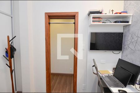 Quarto 1 de apartamento à venda com 3 quartos, 85m² em Tijuca, Rio de Janeiro