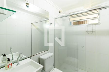 Banheiro de apartamento para alugar com 2 quartos, 69m² em Sumarezinho, São Paulo