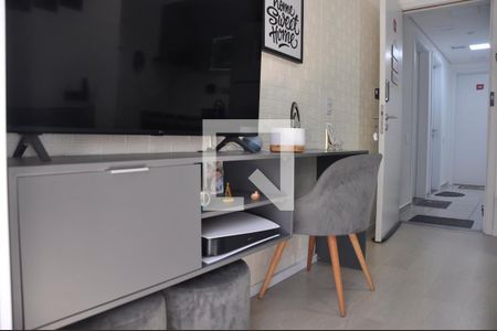 Detalhe - Sala de apartamento para alugar com 1 quarto, 26m² em Vila Mangalot, São Paulo