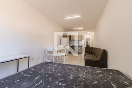 Kitnet de apartamento para alugar com 1 quarto, 45m² em Boa Vista, Curitiba
