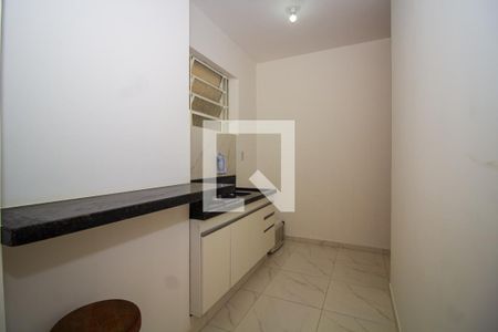 Cozinha de apartamento para alugar com 2 quartos, 70m² em Auxiliadora, Porto Alegre