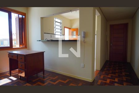 Sala e entrada  de apartamento à venda com 2 quartos, 80m² em Farroupilha, Porto Alegre