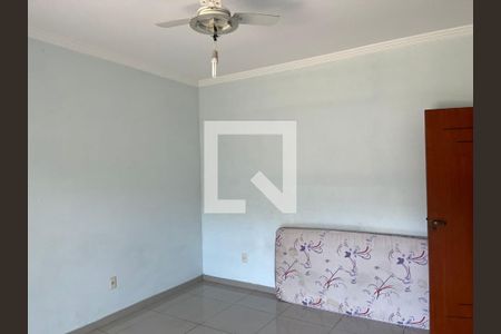 Quarto de casa para alugar com 5 quartos, 200m² em Padre Miguel, Rio de Janeiro