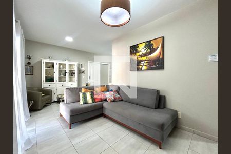 Sala  de casa para alugar com 3 quartos, 120m² em Campeche Leste, Florianópolis