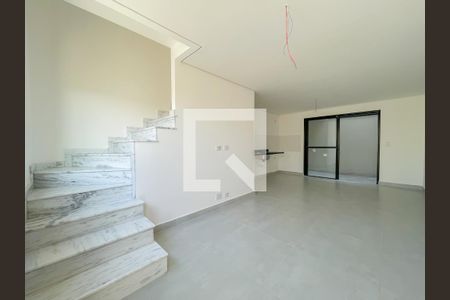 Sala de casa de condomínio à venda com 2 quartos, 64m² em Pestana, Osasco