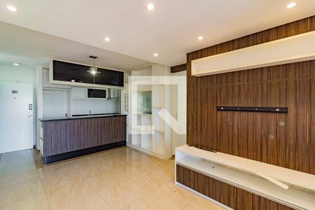 Sala de apartamento à venda com 3 quartos, 75m² em Usina Piratininga, São Paulo