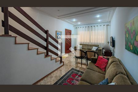 Sala de casa à venda com 3 quartos, 260m² em Cupecê, São Paulo