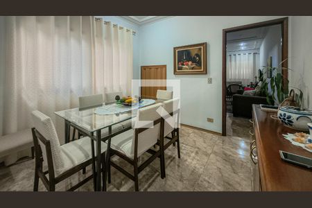 Sala de casa à venda com 3 quartos, 260m² em Cupecê, São Paulo