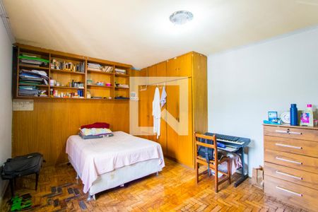 Quarto 1 de casa à venda com 2 quartos, 160m² em Vila Valparaíso, Santo André