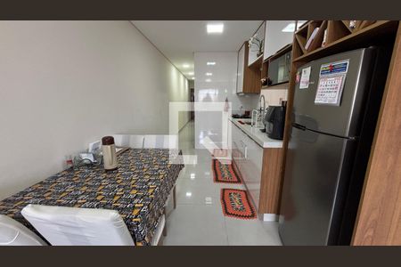 Sala - Cozinha de casa para alugar com 3 quartos, 130m² em Vila Camilópolis, Santo André