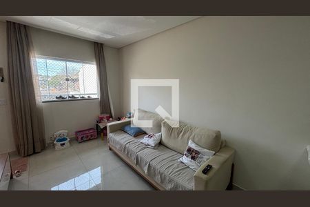 Sala - Cozinha de casa para alugar com 3 quartos, 130m² em Vila Camilópolis, Santo André