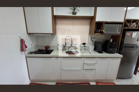 Sala - Cozinha de casa para alugar com 3 quartos, 130m² em Vila Camilópolis, Santo André