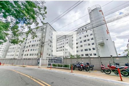 Fachada e portaria de apartamento para alugar com 2 quartos, 40m² em Parque Bristol, São Paulo