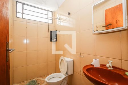 Banheiro de casa para alugar com 2 quartos, 120m² em Jardim Clementino, Taboão da Serra