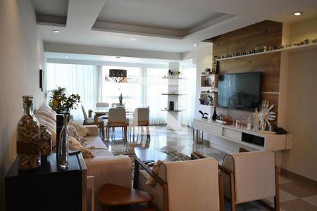 Sala 1 de casa à venda com 4 quartos, 400m² em Chácara Inglesa, São Paulo