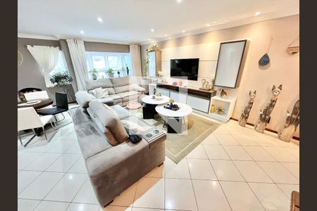 Sala de casa para alugar com 5 quartos, 480m² em Água Fria, São Paulo