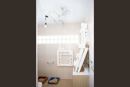 Banheiro da Suite  de casa à venda com 5 quartos, 96m² em Vila Clara, São Paulo