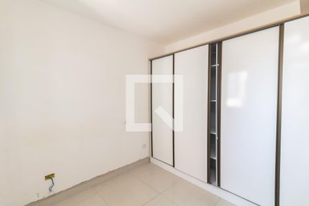 Quarto 1 de apartamento para alugar com 2 quartos, 48m² em Itaquera, São Paulo