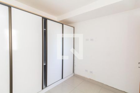 Quarto 1 de apartamento para alugar com 2 quartos, 48m² em Itaquera, São Paulo