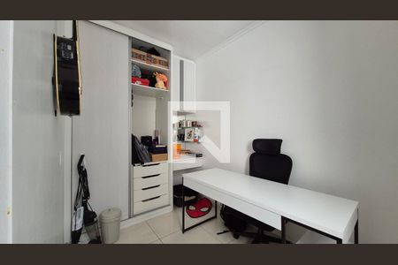 Quarto de apartamento à venda com 3 quartos, 140m² em Vila Guarani, Santo André