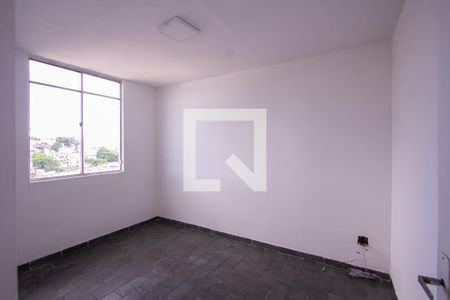 Quarto 1 de apartamento para alugar com 2 quartos, 80m² em Mutondo, São Gonçalo