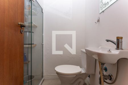 Banheiro Social de casa para alugar com 2 quartos, 84m² em Perdizes, São Paulo