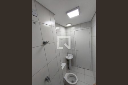 WC de apartamento à venda com 2 quartos, 49m² em São Pedro, Osasco