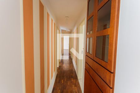 Corredor de apartamento para alugar com 4 quartos, 166m² em Sion, Belo Horizonte