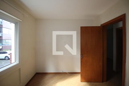 Quarto 1 de apartamento à venda com 2 quartos, 67m² em Jardim Itu, Porto Alegre