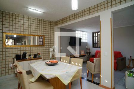 Sala de Jantar de casa à venda com 5 quartos, 400m² em Itaipu, Niterói