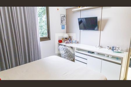 Quarto 1/closet / suite de casa de condomínio à venda com 3 quartos, 184m² em Trevo, Belo Horizonte