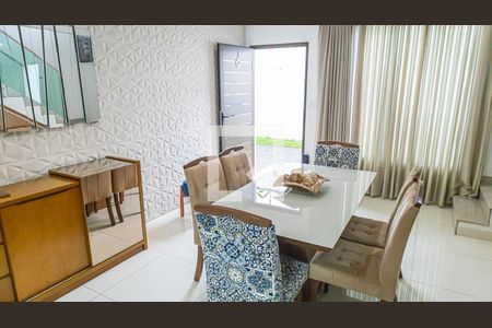 Sala de casa de condomínio à venda com 3 quartos, 184m² em Trevo, Belo Horizonte