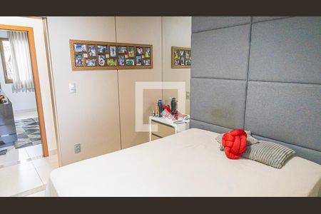 Quarto 1/closet / suite de casa de condomínio à venda com 3 quartos, 184m² em Trevo, Belo Horizonte