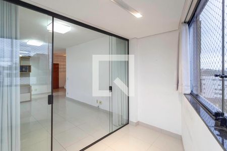 Varanda da sala de apartamento à venda com 4 quartos, 136m² em Pampulha, Belo Horizonte