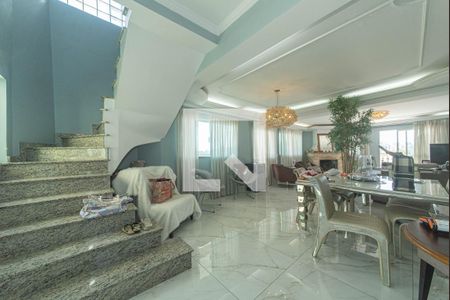 Sala de casa à venda com 3 quartos, 600m² em Vila das Belezas, São Paulo