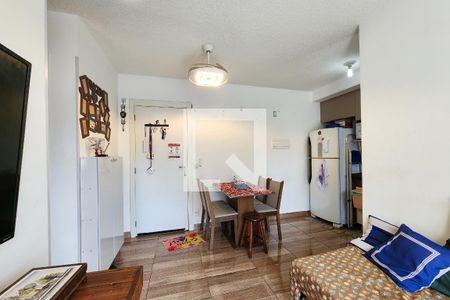 Sala  de apartamento para alugar com 2 quartos, 42m² em Santo Cristo, Rio de Janeiro